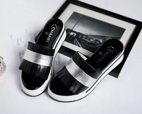 CHANEL Slippers Women--023